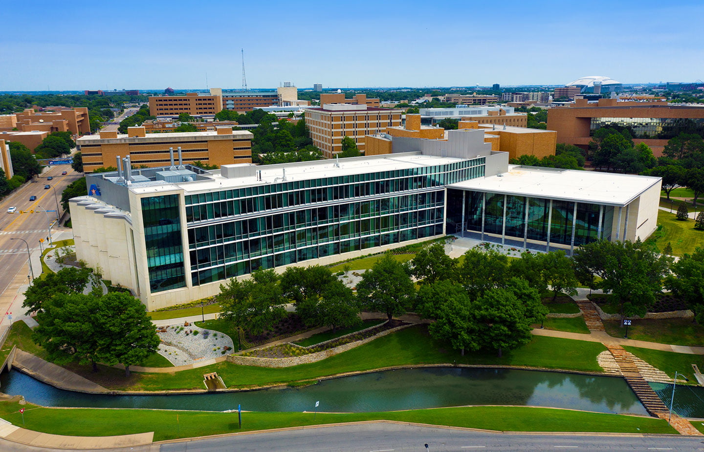 ut arlington college tours