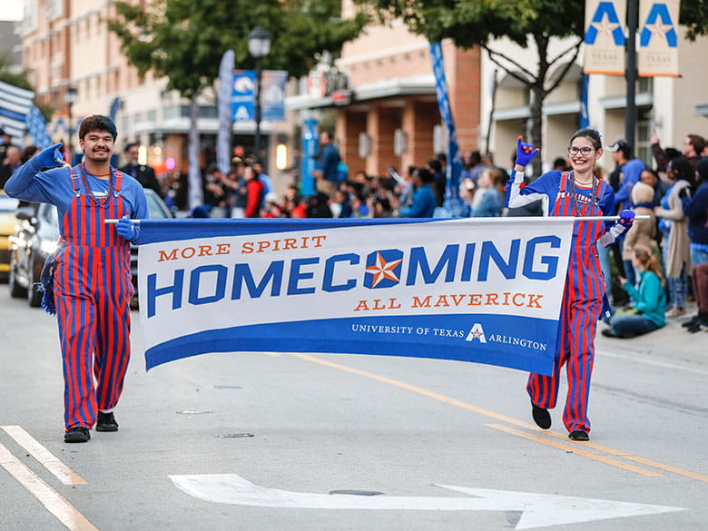 homecoming parade banner