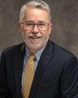 Dr. Michael Raiber Headshot
