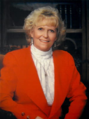 Portrait of faculty emeriti Dean Myrna Pickard