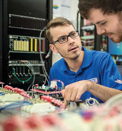 Electrical Engineering Students in lab