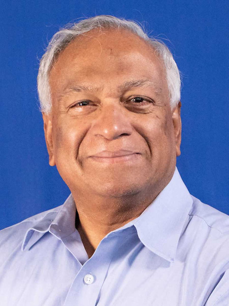 Sharma Chakravarthy, Ph.D., Computer Science and Engineering