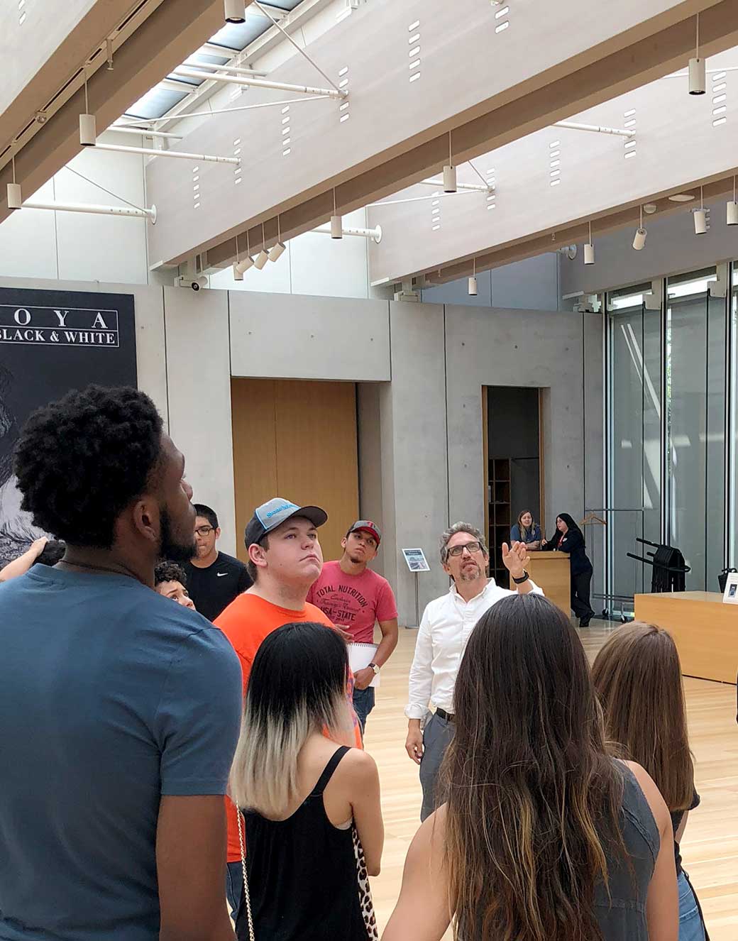 UTA architectural engineering students tour the Kimball Art Museum