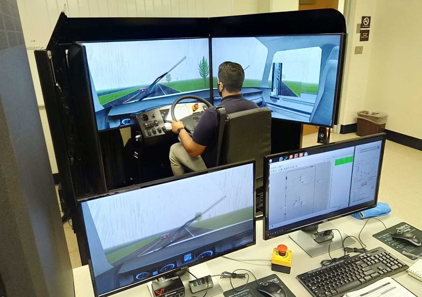 Truck driving simulator in UTA