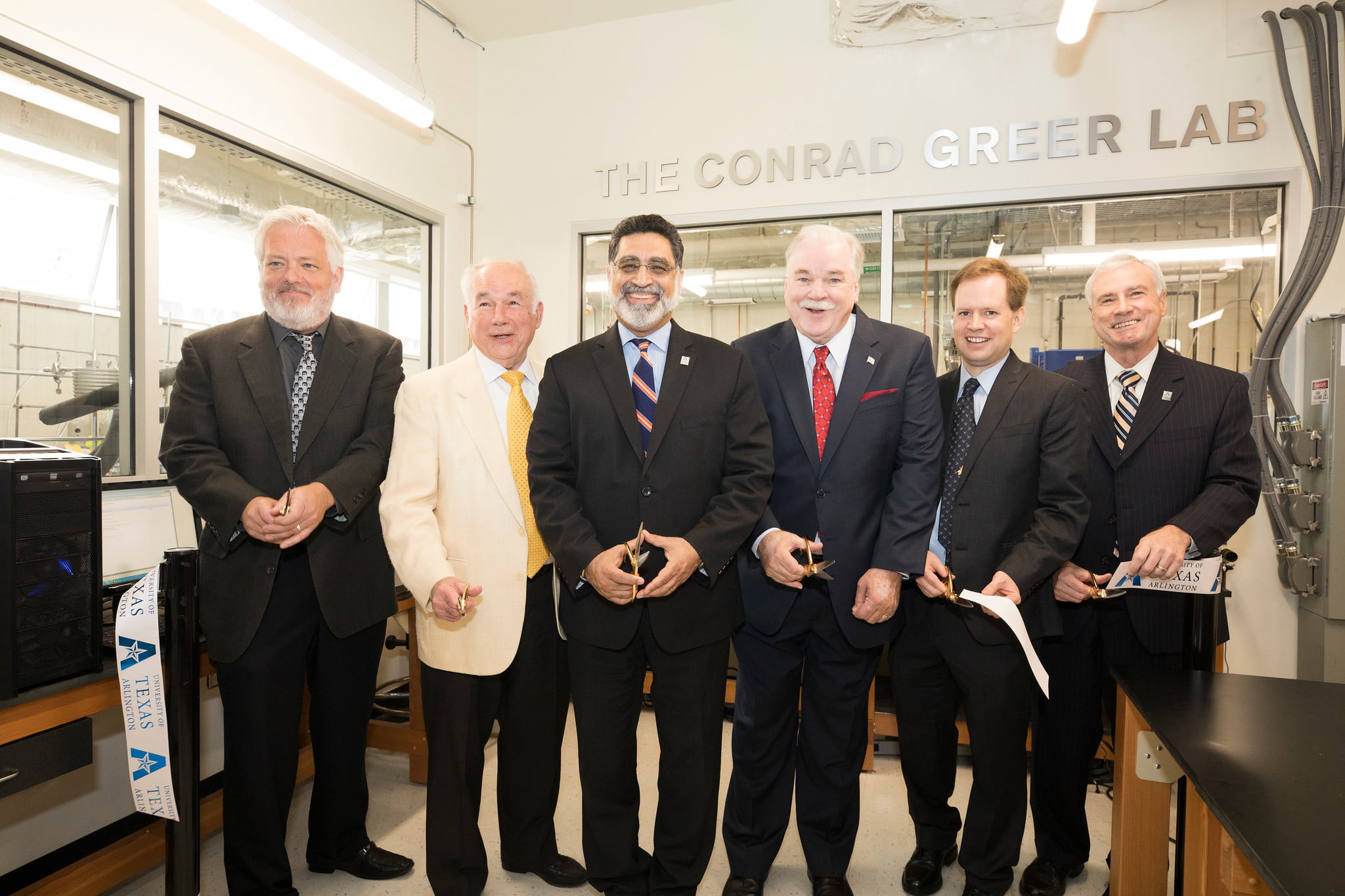 Conrad Greer Lab ribbon cutting