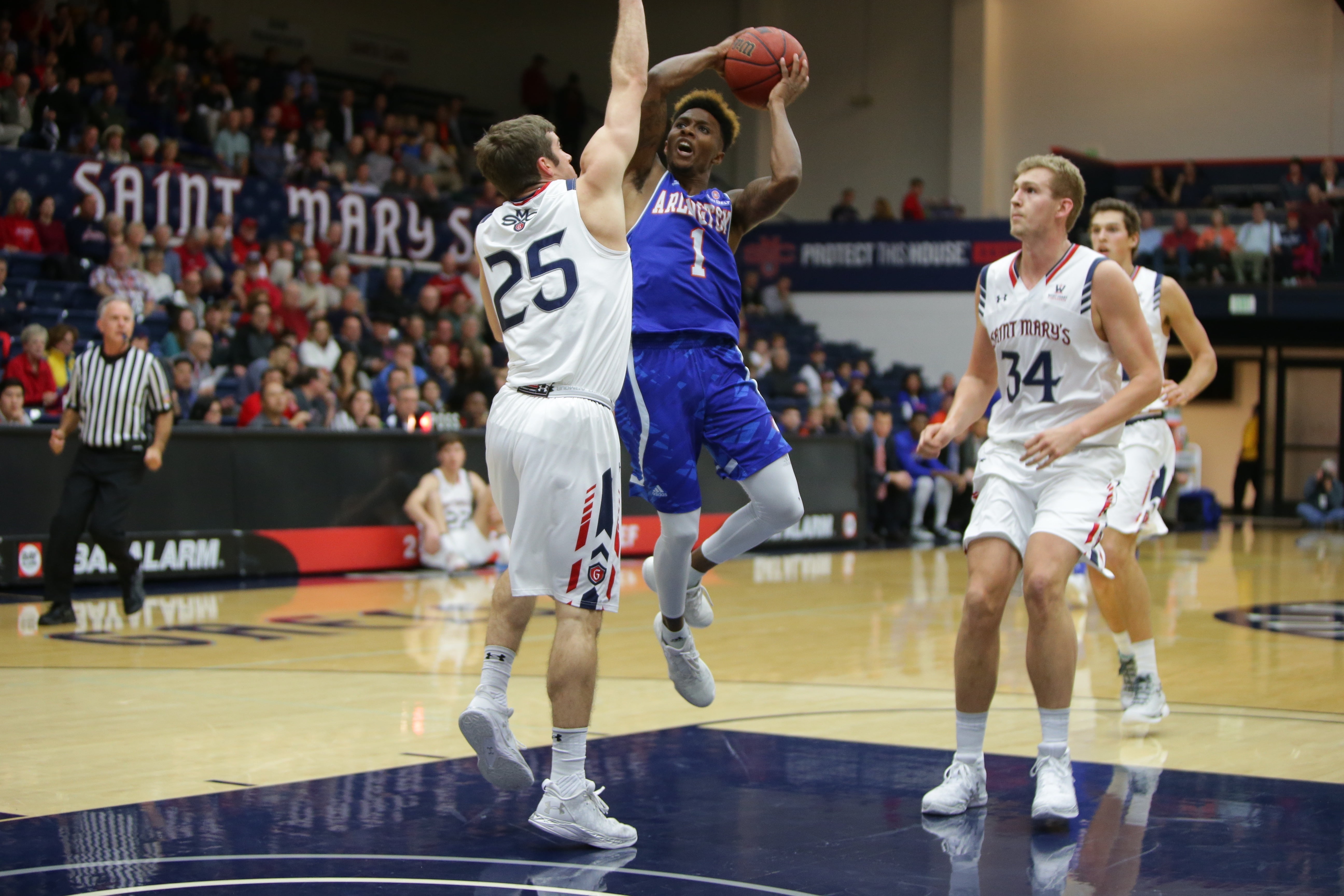 Men S Basketball Climbs Rankings Of Mid Majors The University Of Texas At Arlington