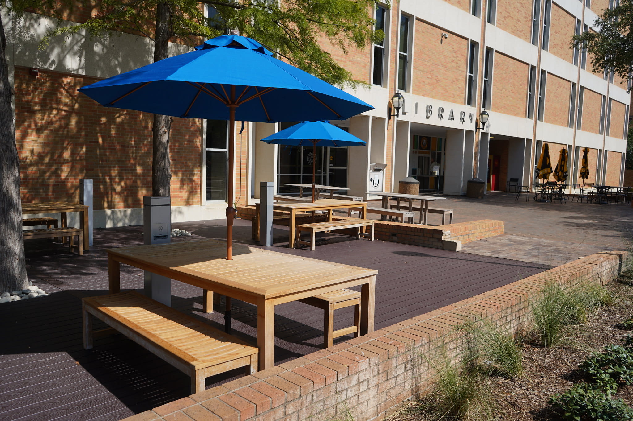 Library Mall Facelift: New Decks, Charging Stations, Wi-Fi - News ...