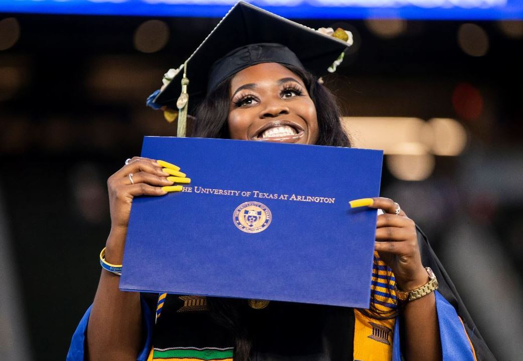 UTA commencement ceremonies return to Globe Life Field News Center