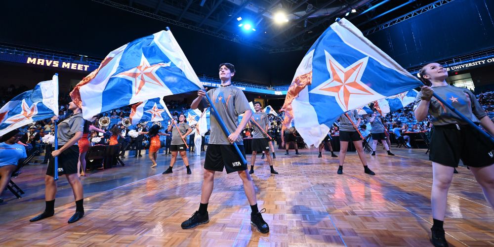 At MavsMeet convocation, Mavericks gather to celebrate start of school year." _languageinserted="true