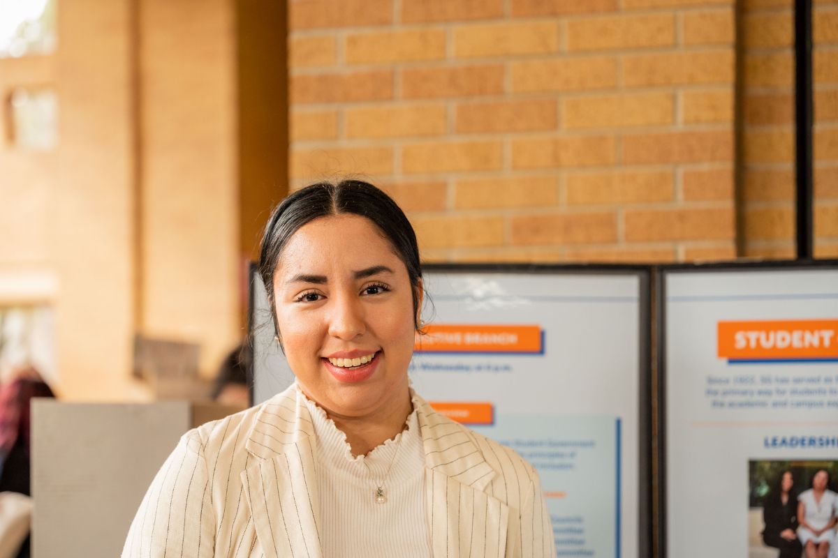 UTA student Noreen Flores poses for photo