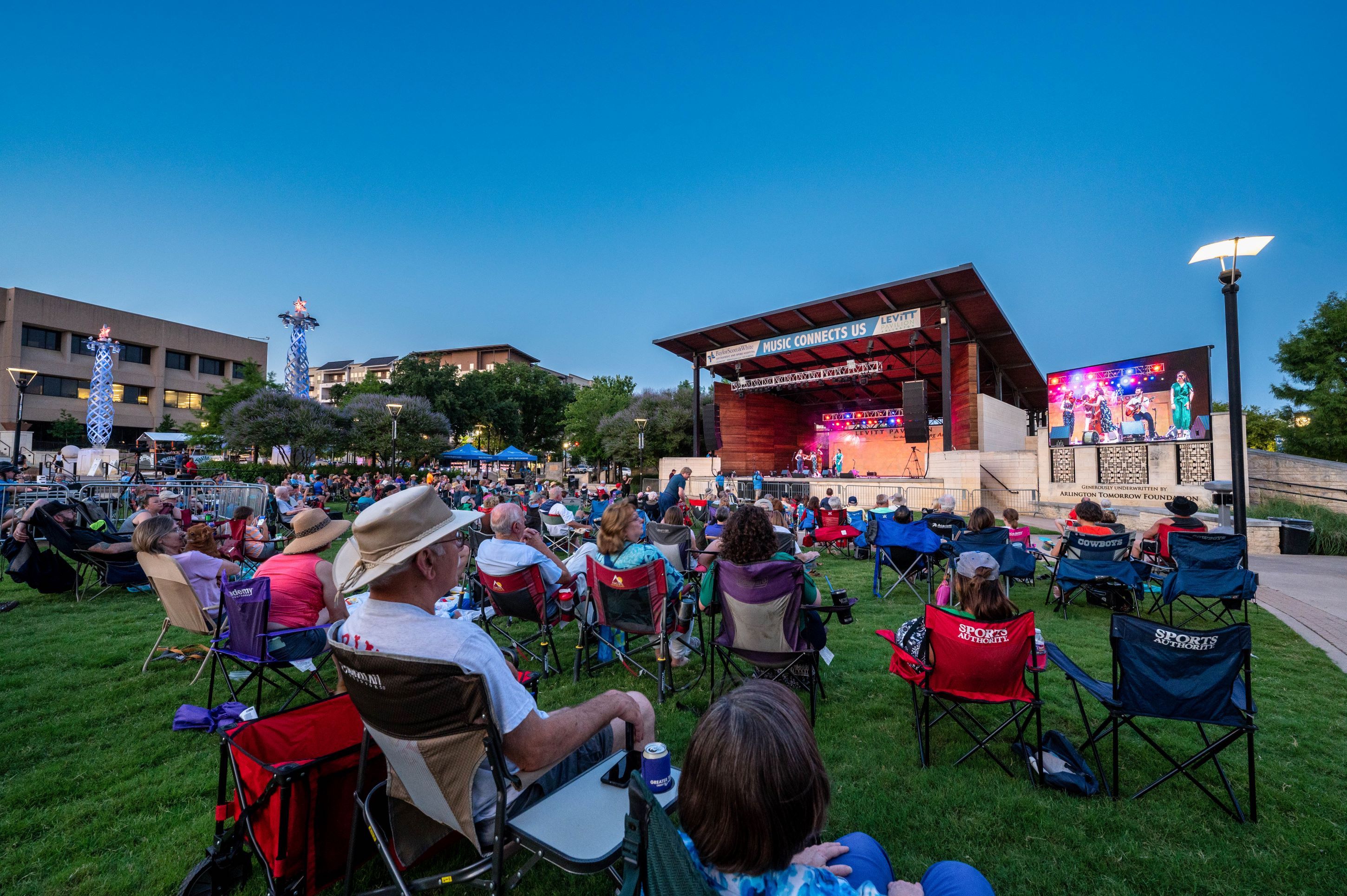 Levitt Pavilion" src="https://cdn.web.uta.edu/-/media/project/website/news/releases/2023/08/levitt-pavilion.ashx?la=en" _languageinserted="true