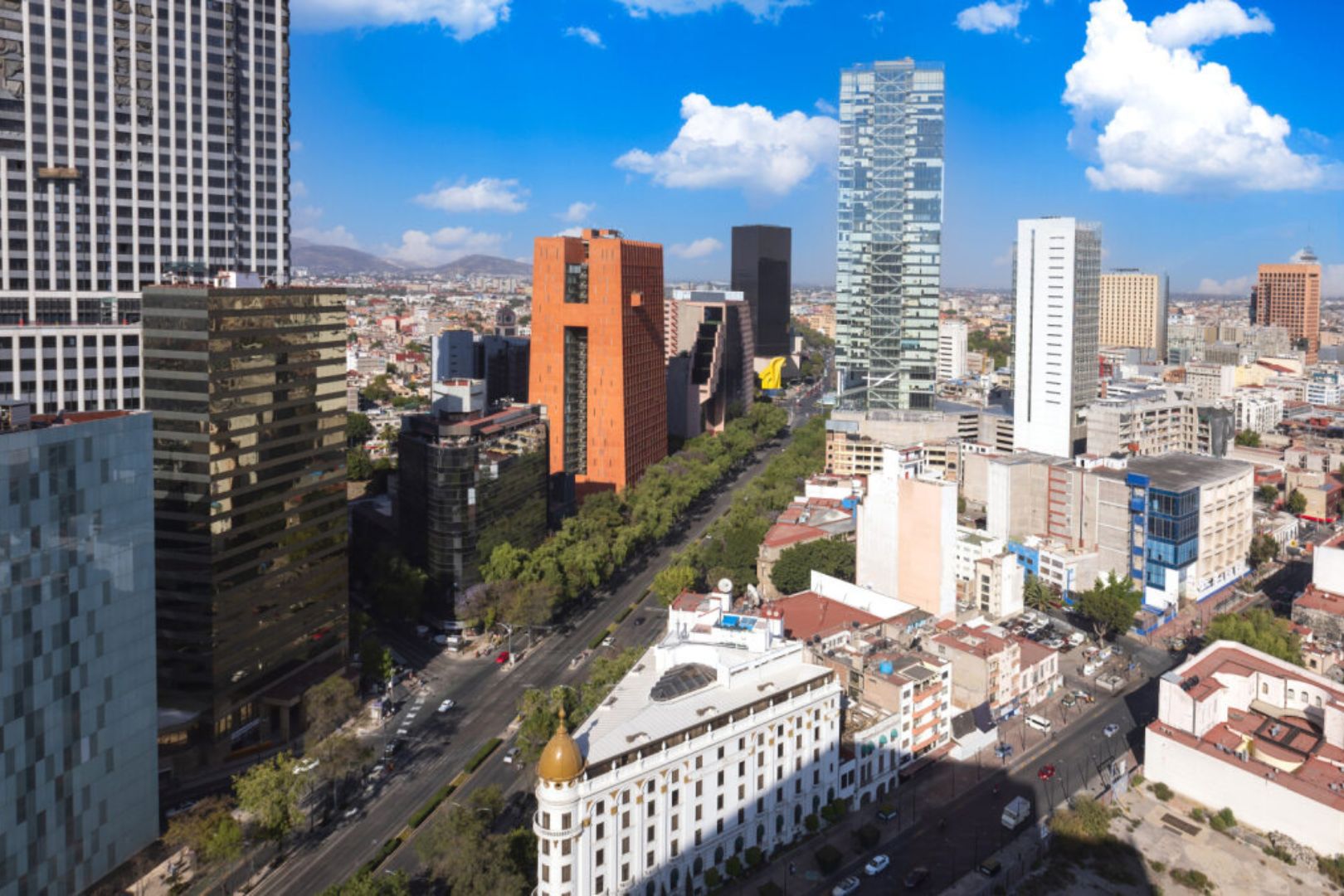 Image shows a aerial shot of Mexico City 