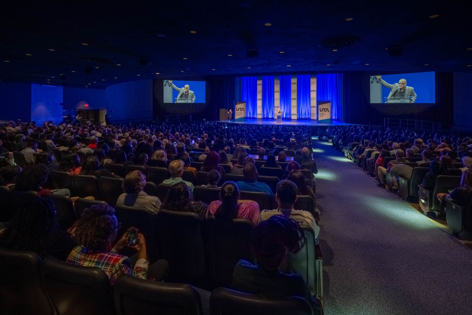 Image shows Ice-T speaking during the Maverick Speakers Series event