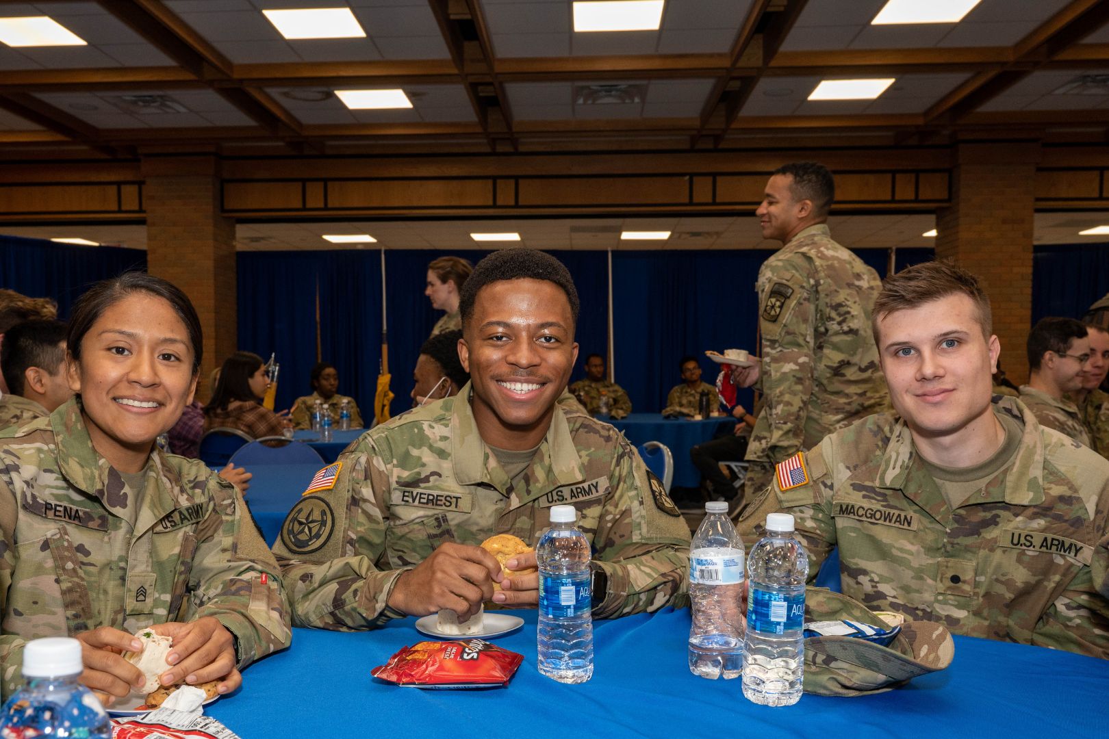 Image shows student veterans at a UTA award ceremony