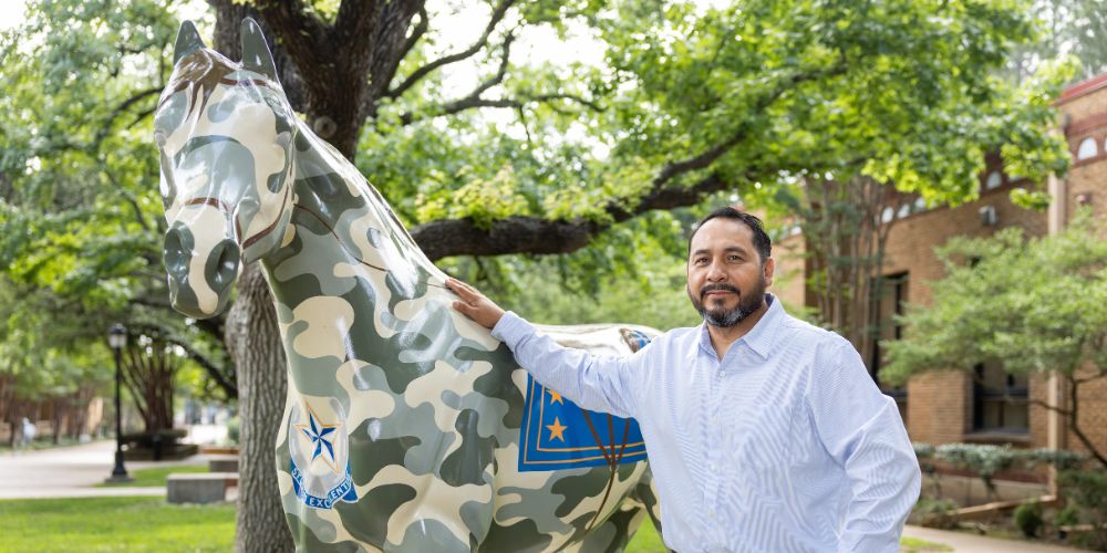 Army veteran Rafael Renteria is taking classes at UTA to become a teacher