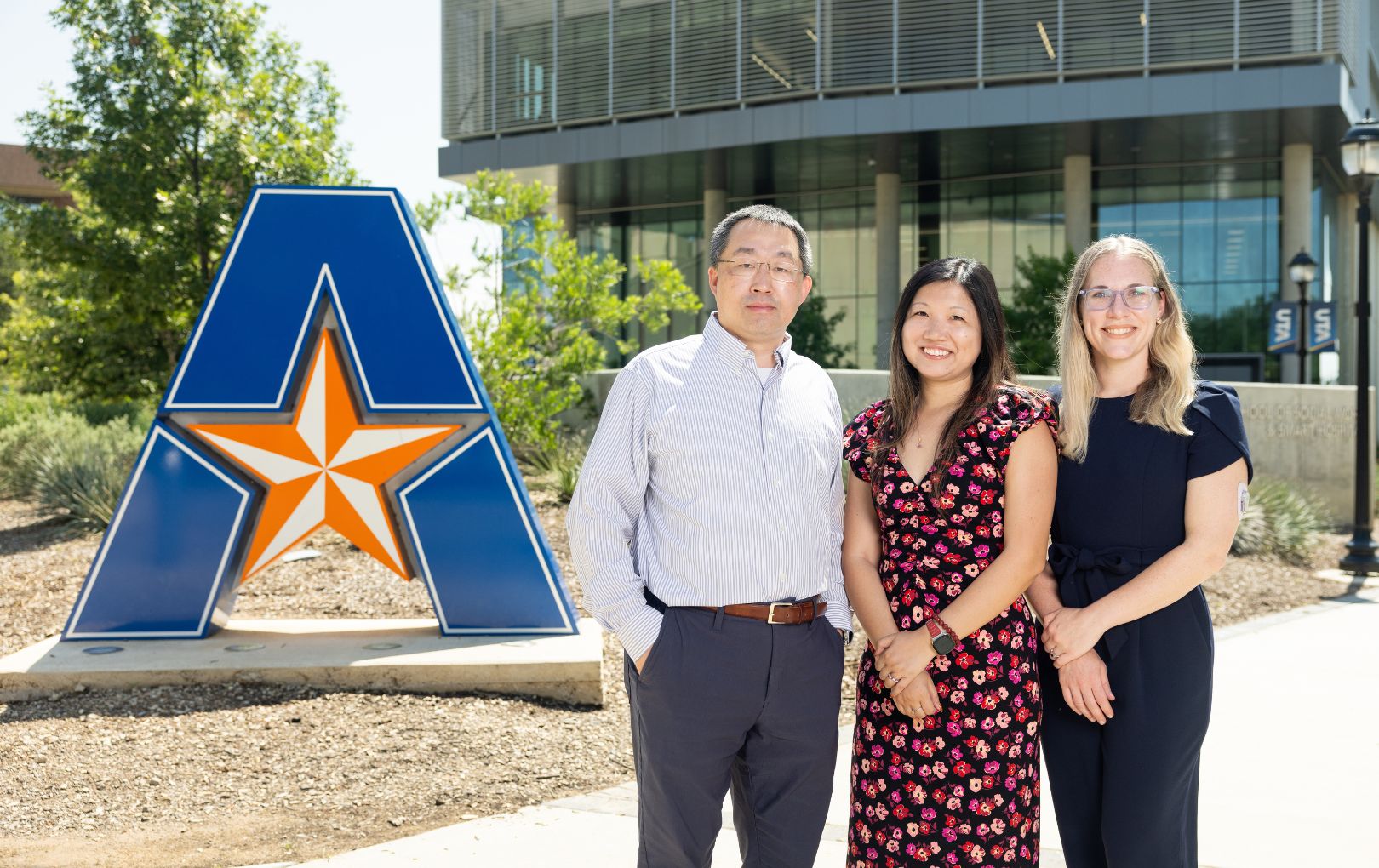 Chengkai Li, Yue Liao, and Grace Brannon 