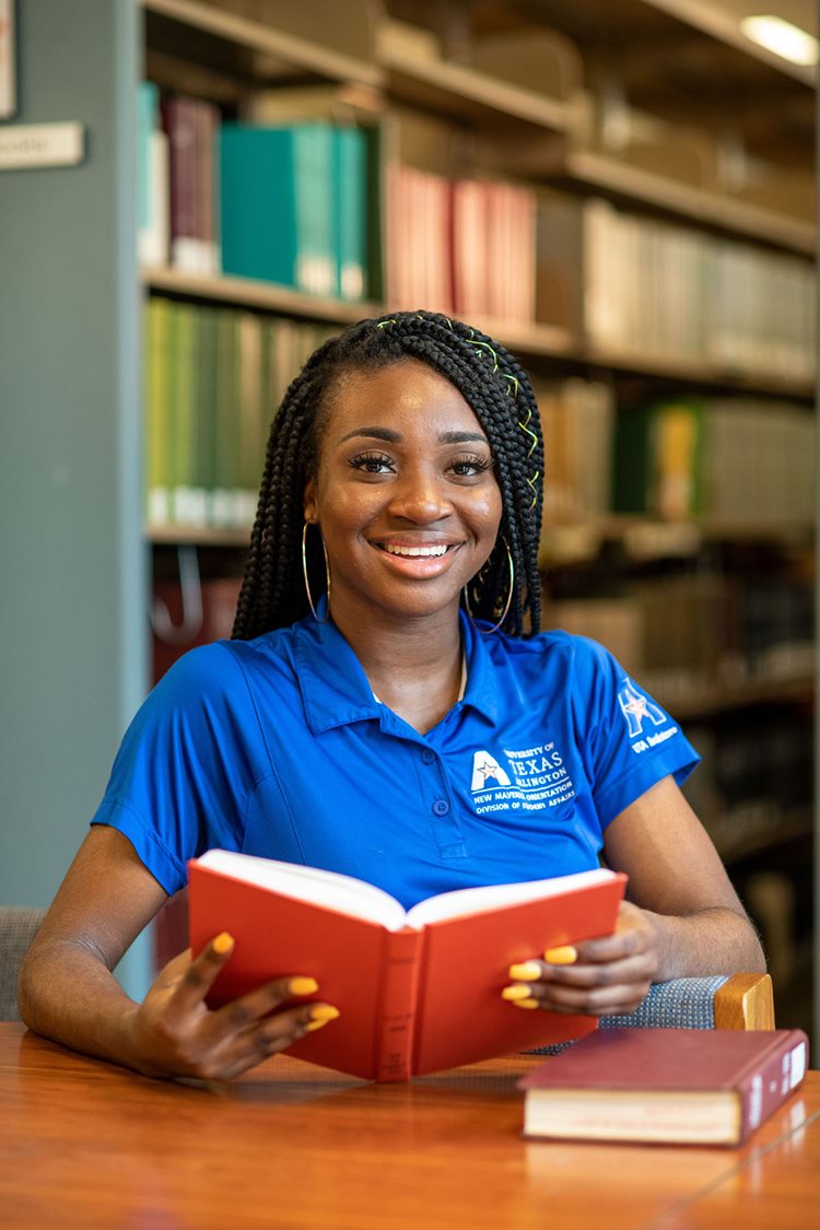 Idara Ekong, pre-med student at UTA